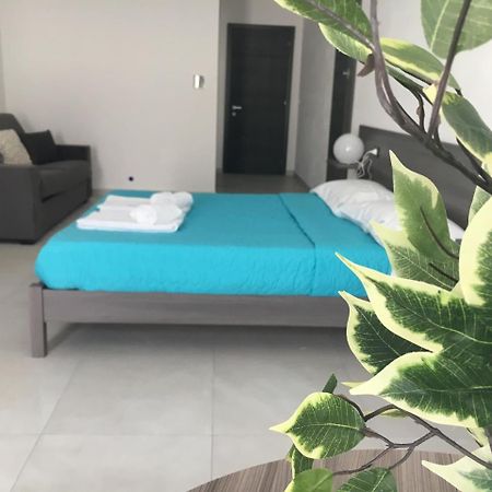 B&B Costa Azzurra Porto Cesareo Buitenkant foto