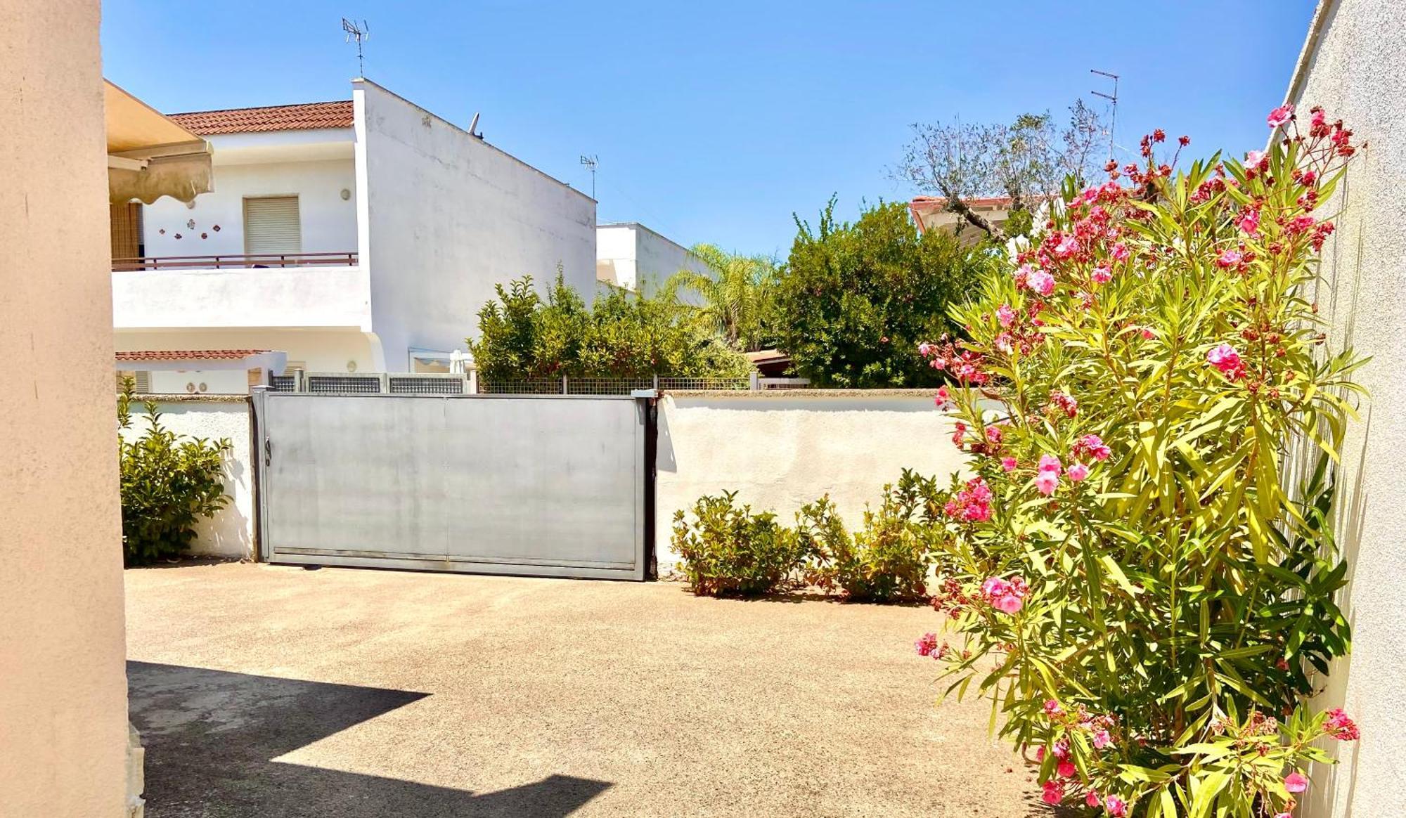 B&B Costa Azzurra Porto Cesareo Buitenkant foto