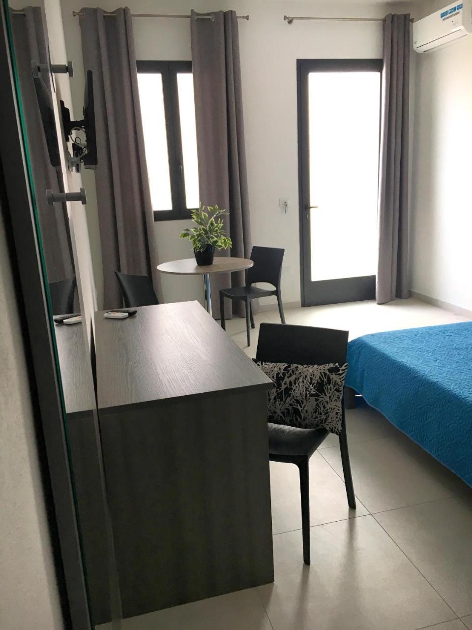 B&B Costa Azzurra Porto Cesareo Buitenkant foto