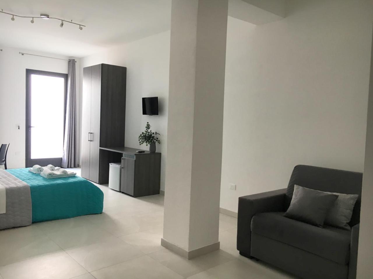 B&B Costa Azzurra Porto Cesareo Buitenkant foto