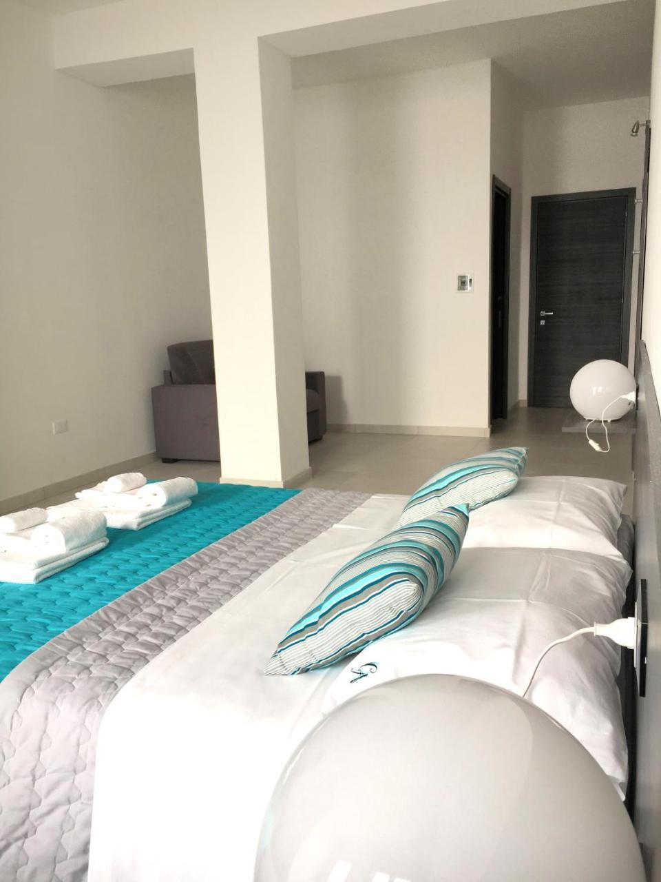 B&B Costa Azzurra Porto Cesareo Buitenkant foto